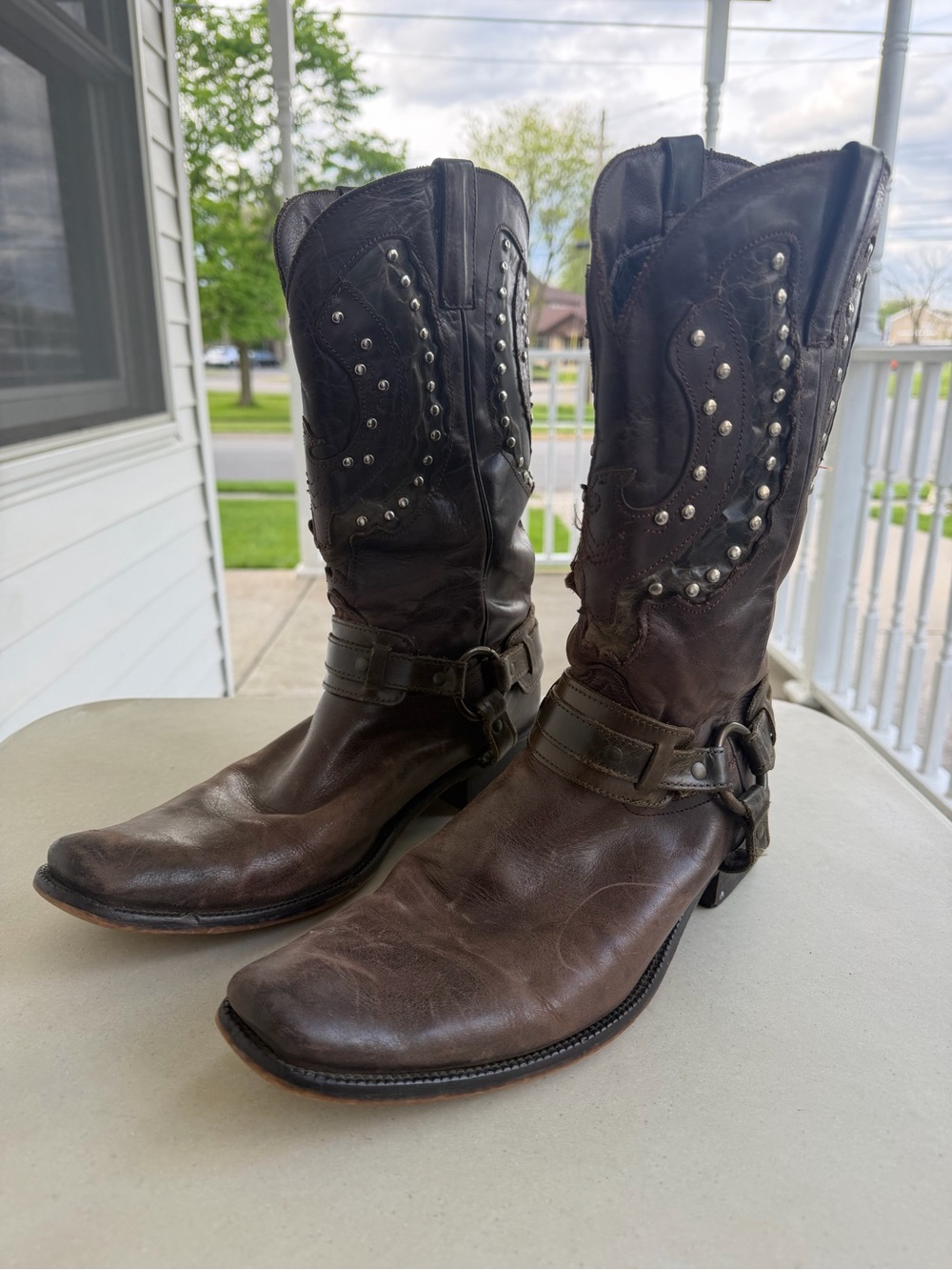 Dingo War Eagle Studded Square Toe Cowboy Brown Boots DI851, SIze 10.5 D